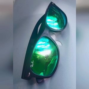 Ray-Ban™ New Wayfarer RB2132 622/19 58 - Rubber Black